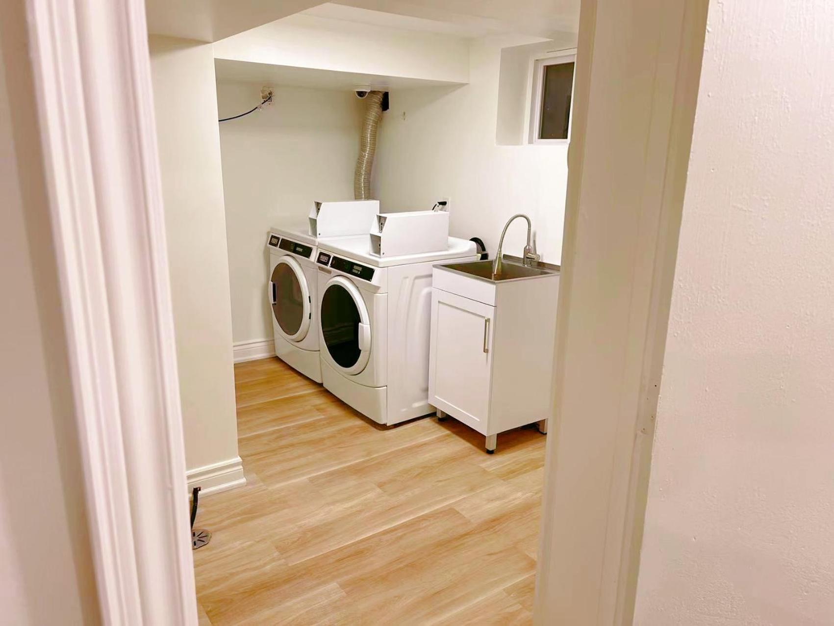 Leaside Garden Guesthouse 토론토 외부 사진