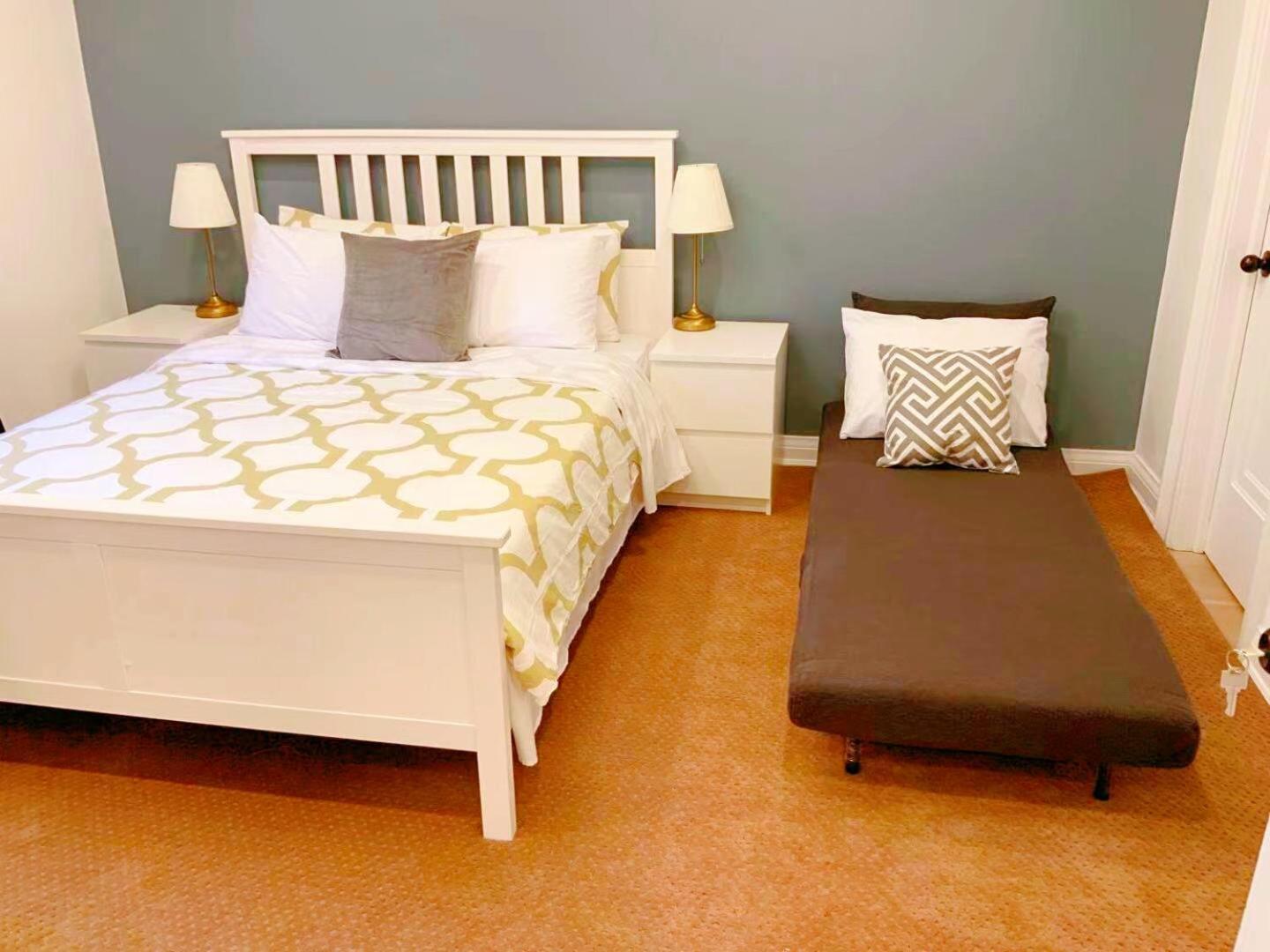 Leaside Garden Guesthouse 토론토 외부 사진