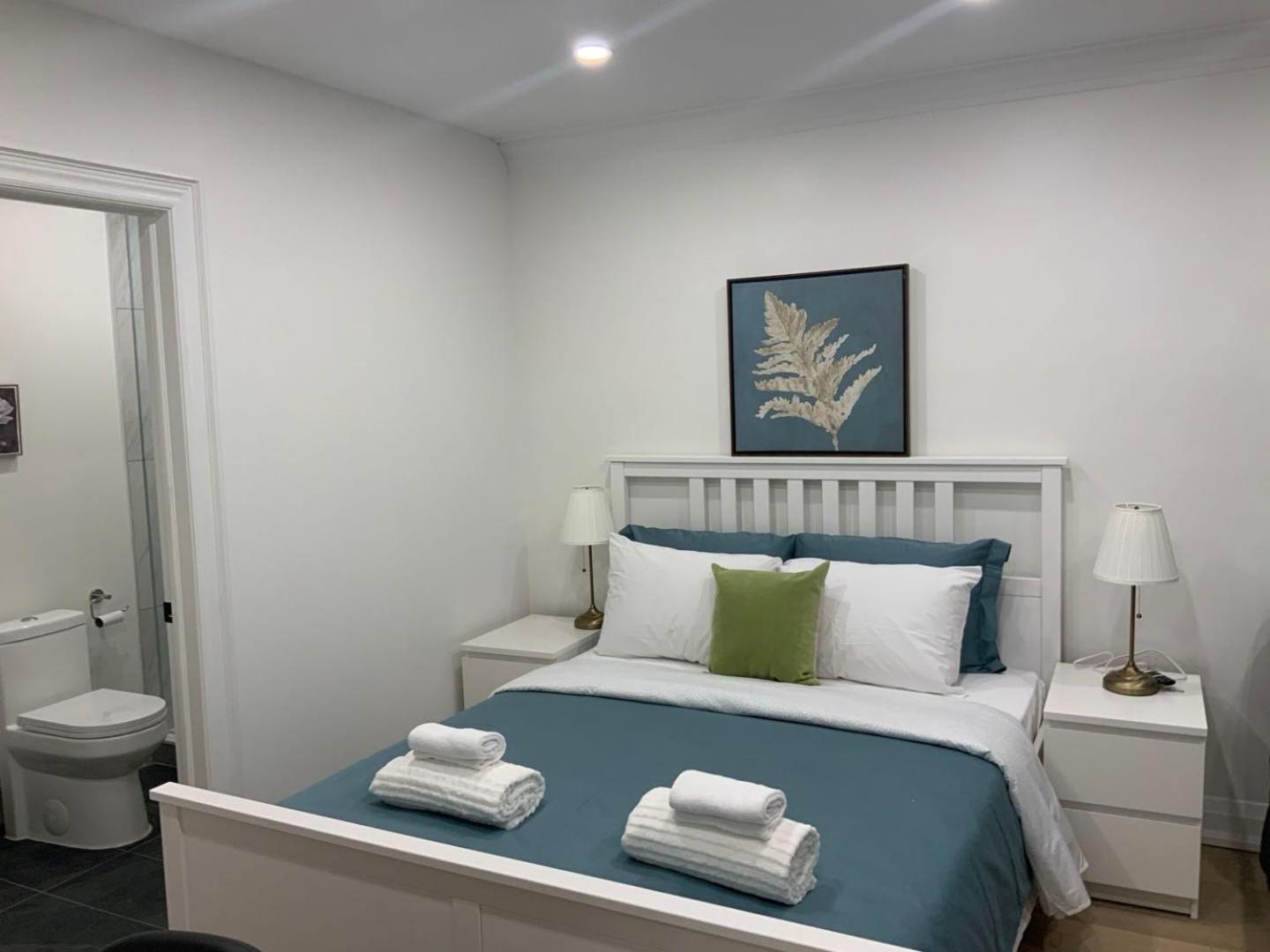 Leaside Garden Guesthouse 토론토 외부 사진