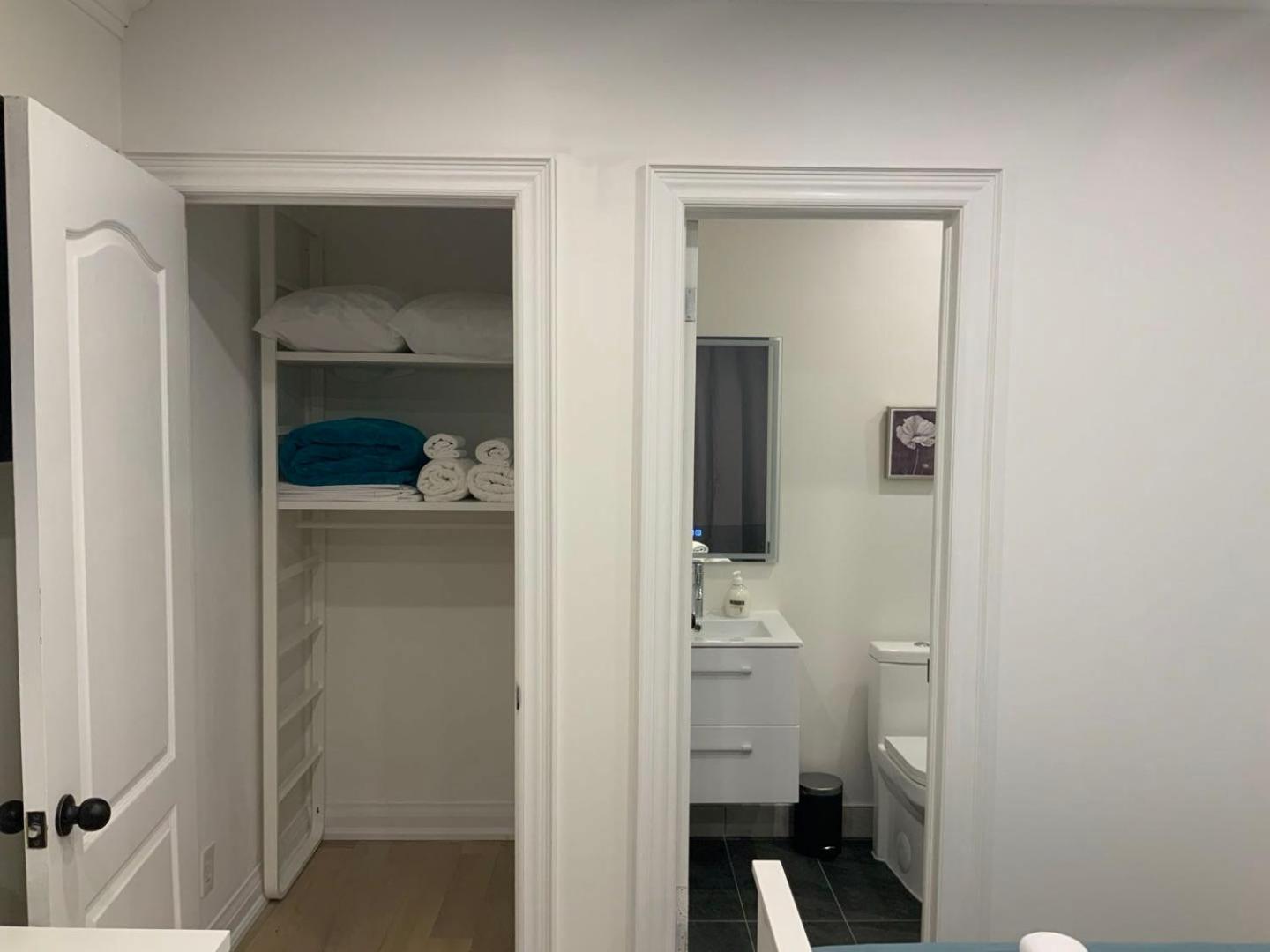 Leaside Garden Guesthouse 토론토 외부 사진