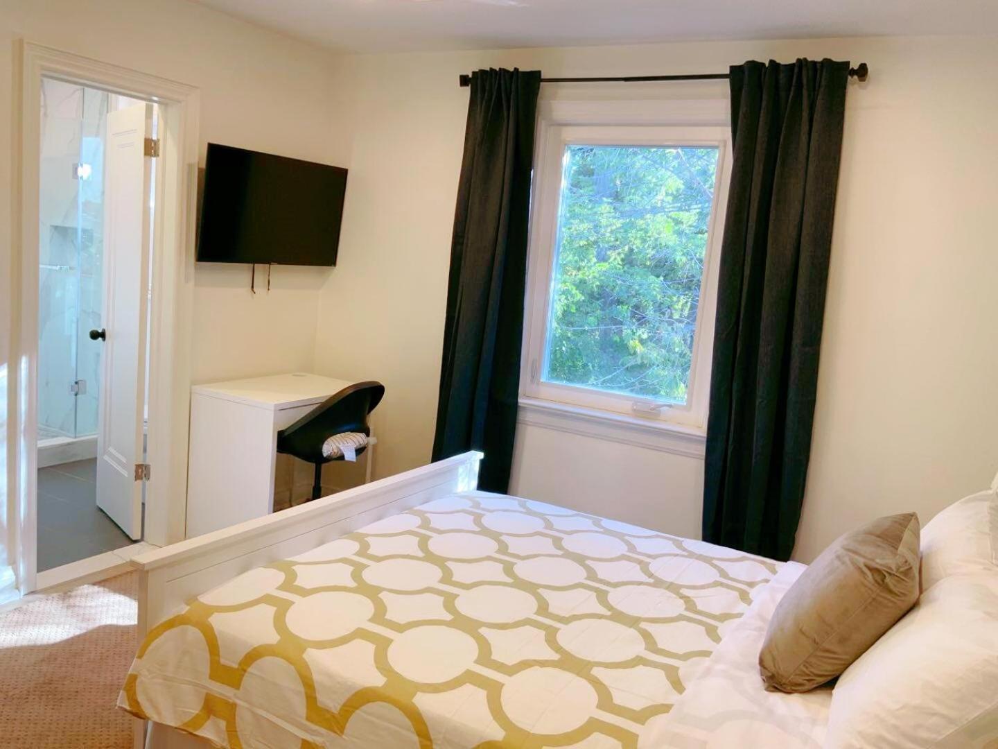 Leaside Garden Guesthouse 토론토 외부 사진