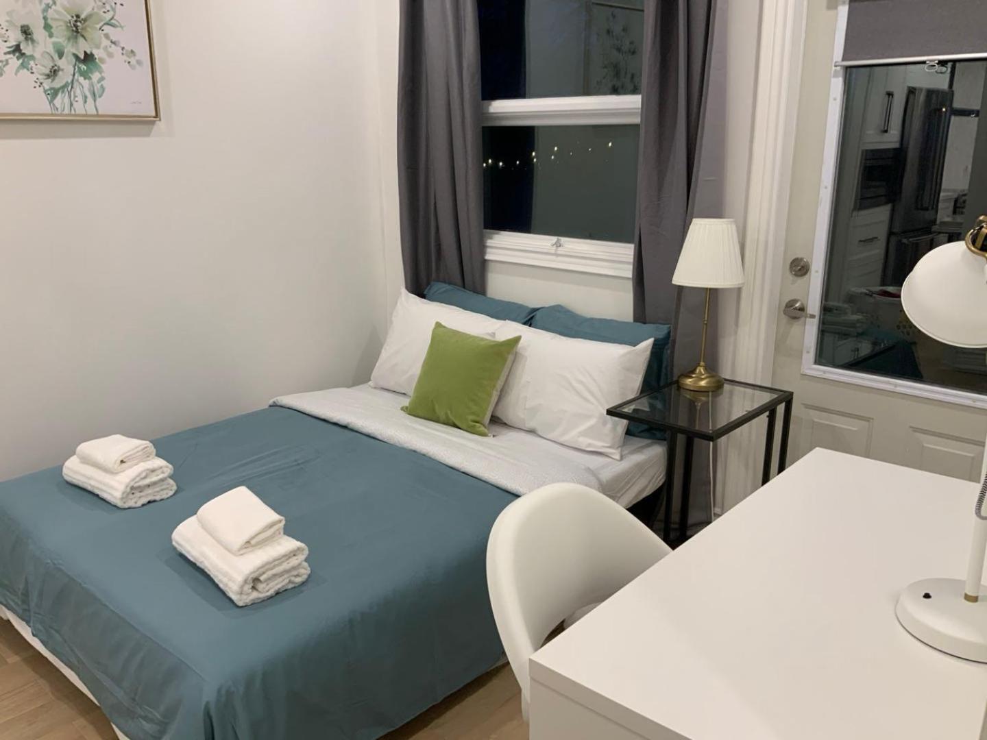 Leaside Garden Guesthouse 토론토 외부 사진