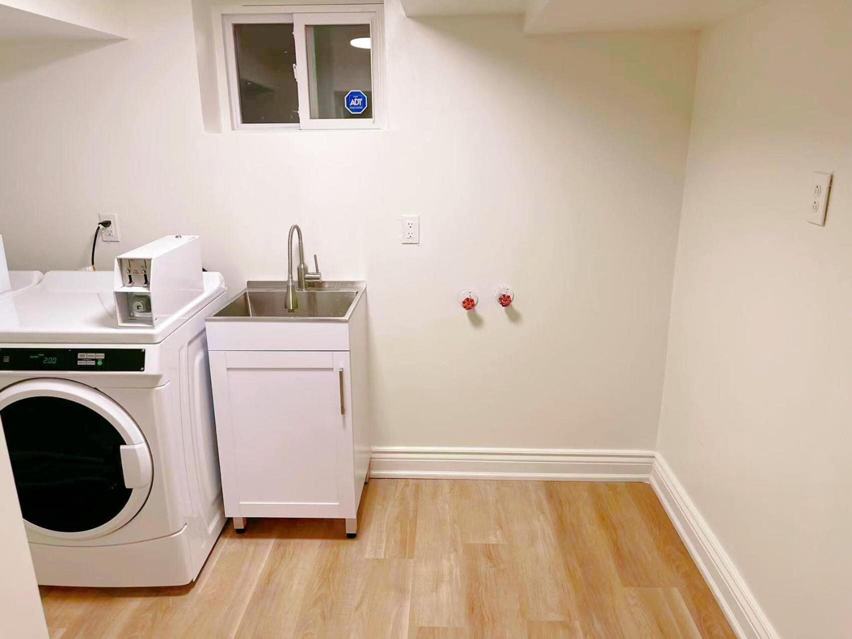 Leaside Garden Guesthouse 토론토 외부 사진